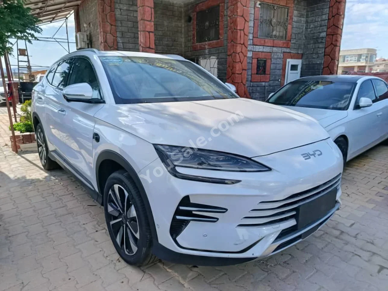 BYD  SONG PLUS EV  2025  Automatic  0 km  4 Cylinder  FWD  SUV  White  Gasoline