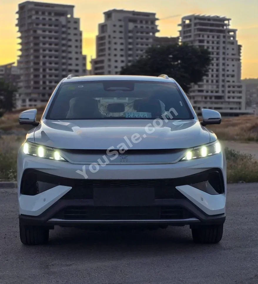 BYD SONG PLUS EV 2025 Automatic 0 km 4 Cylinder FWD SUV White Hybrid