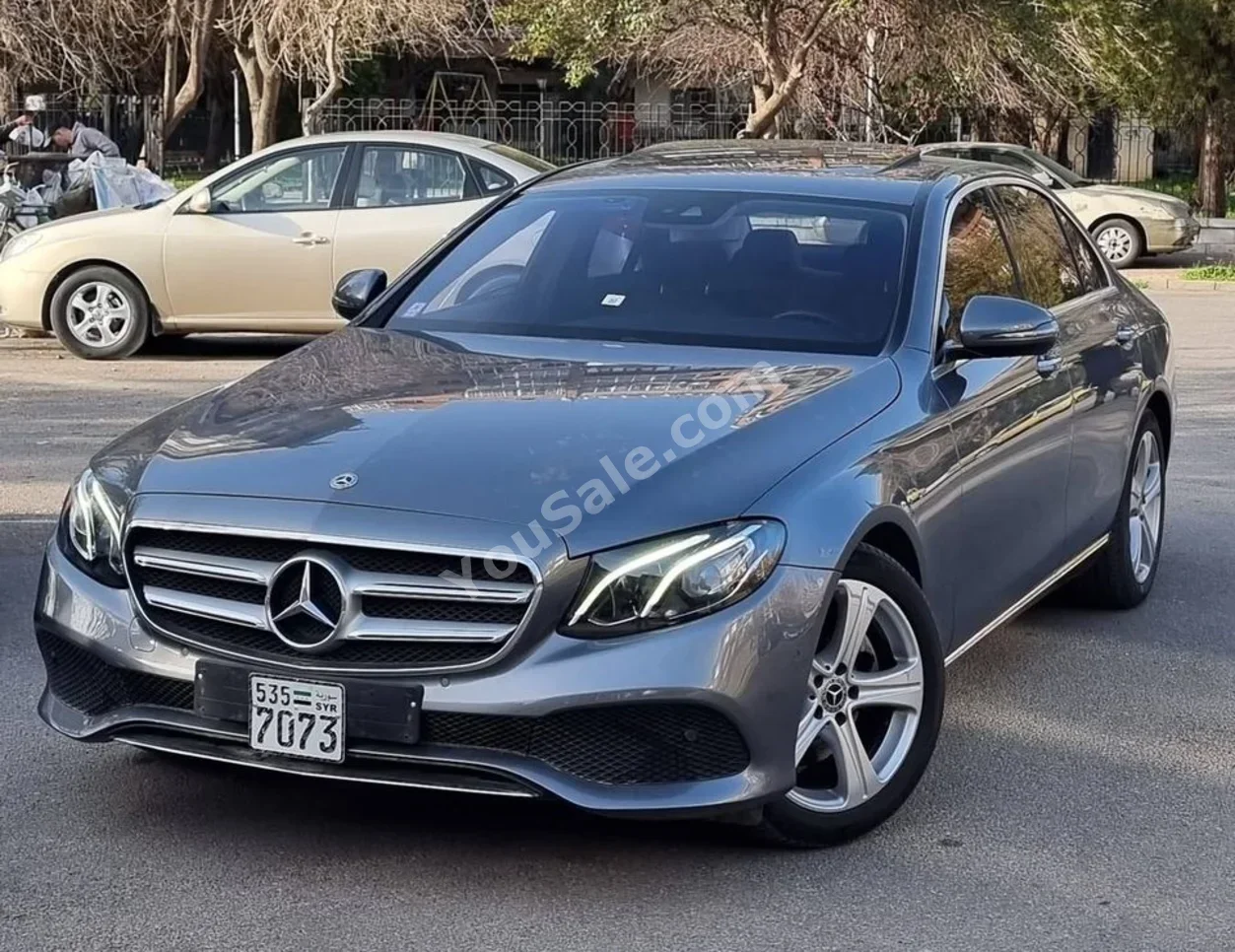 Mercedes-Benz  E-Class  200  2017  Automatic  79,000 km  4 Cylinder  RWD  Sedan  Gray  Gasoline