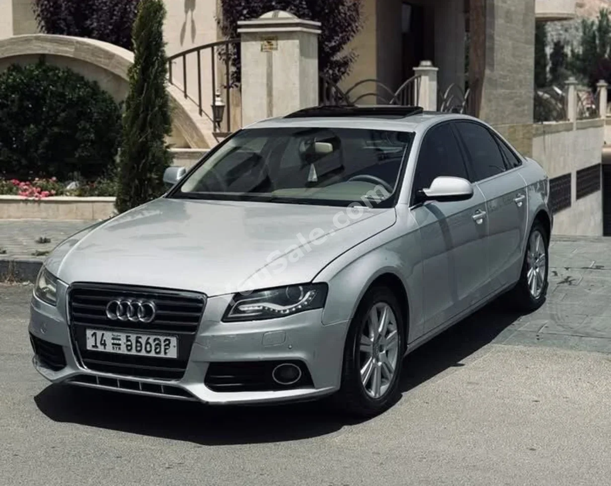Audi A4 2011 Automatic 135,000 km 4 Cylinder RWD Sedan Silver Gasoline