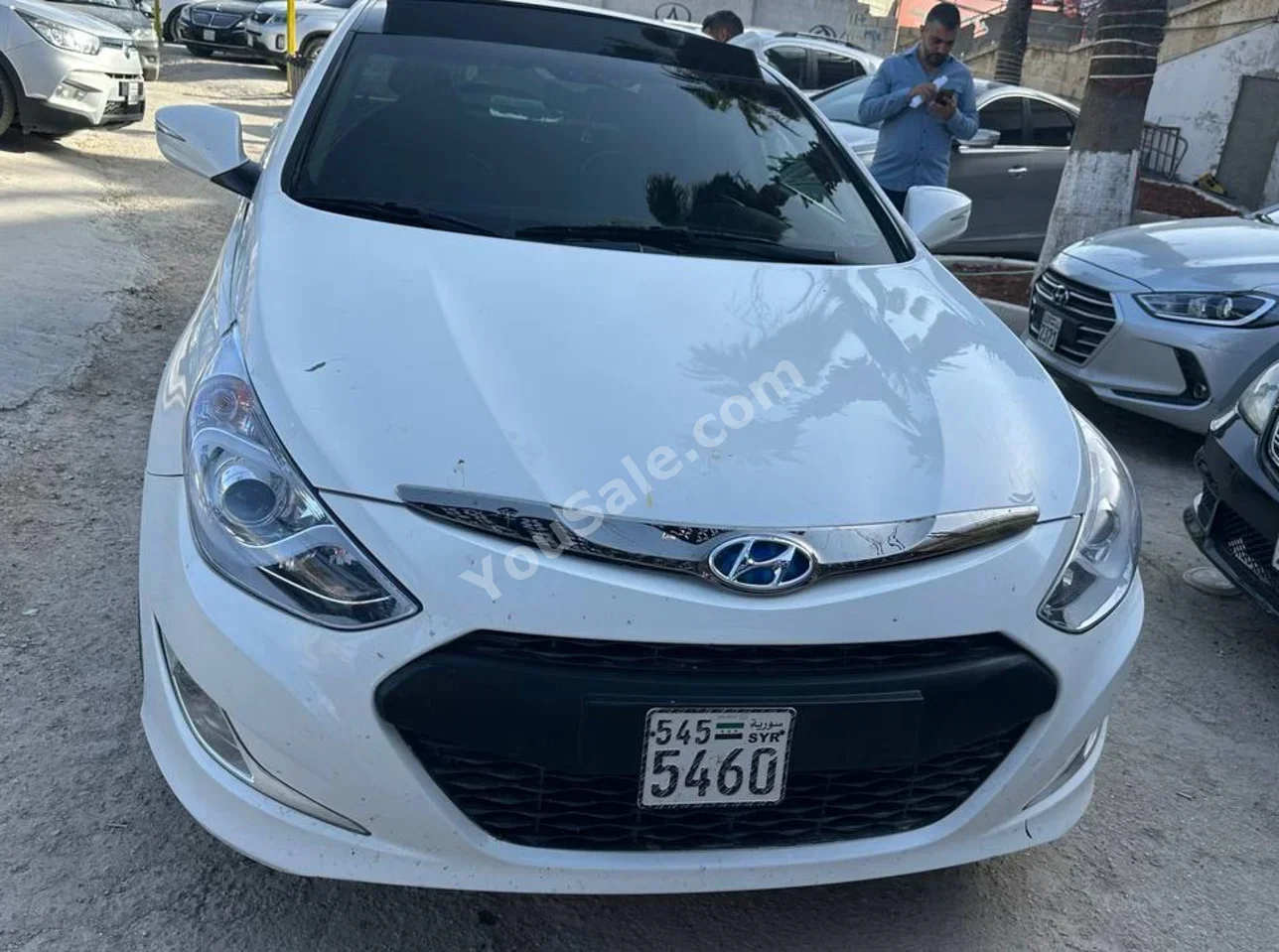 Hyundai Sonata 2014 Automatic 205,000 km 4 Cylinder FWD Sedan White Hybrid