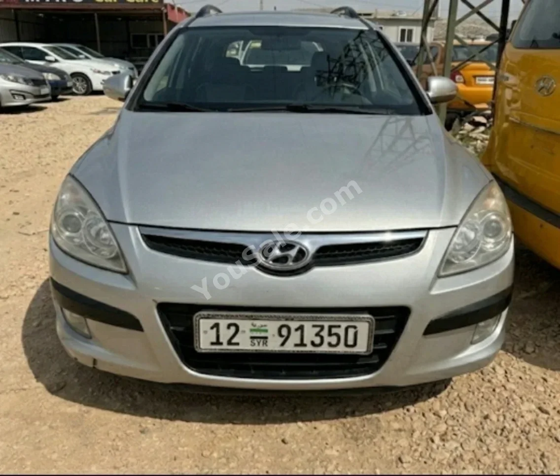 Hyundai I 30 2009 Automatic 288,000 km 4 Cylinder FWD Hatchback Silver Diesel