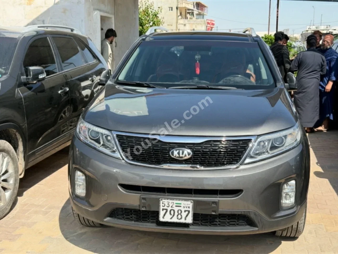 Kia Sorento 2013 Automatic 212,000 km 6 Cylinder FWD SUV Dark Gray Diesel