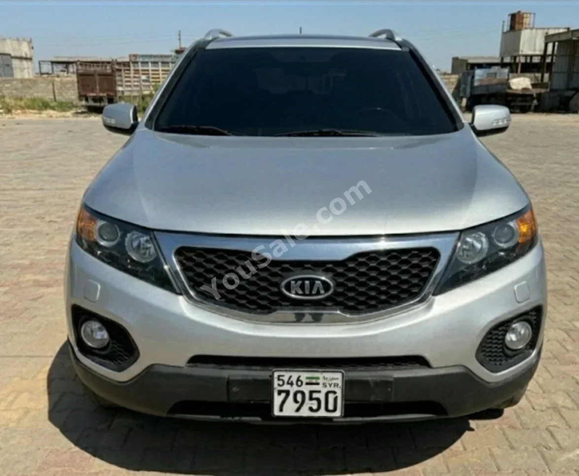 Kia Sorento 2010 Automatic 216,000 km 4 Cylinder FWD SUV Silver Diesel