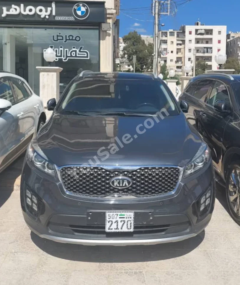 Kia Sorento 2015 Automatic 98,000 km 4 Cylinder FWD SUV Dark Gray Diesel