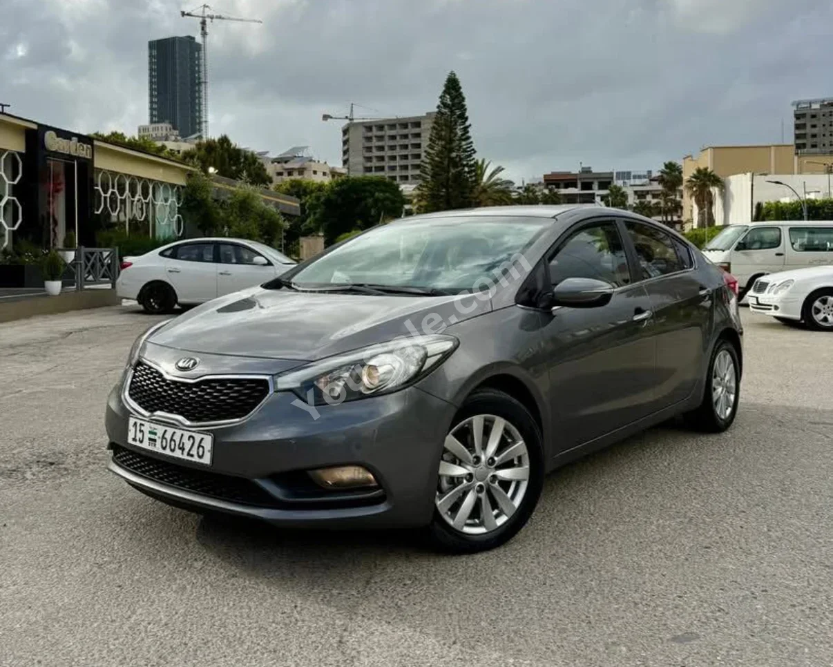 Kia K3 2015 Automatic 127,000 km 4 Cylinder FWD Sedan Gray Gasoline