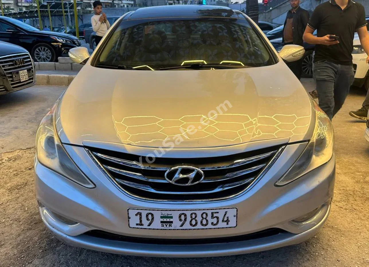 Hyundai Sonata 2012 Automatic 150,000 km 4 Cylinder FWD Sedan Silver Gasoline