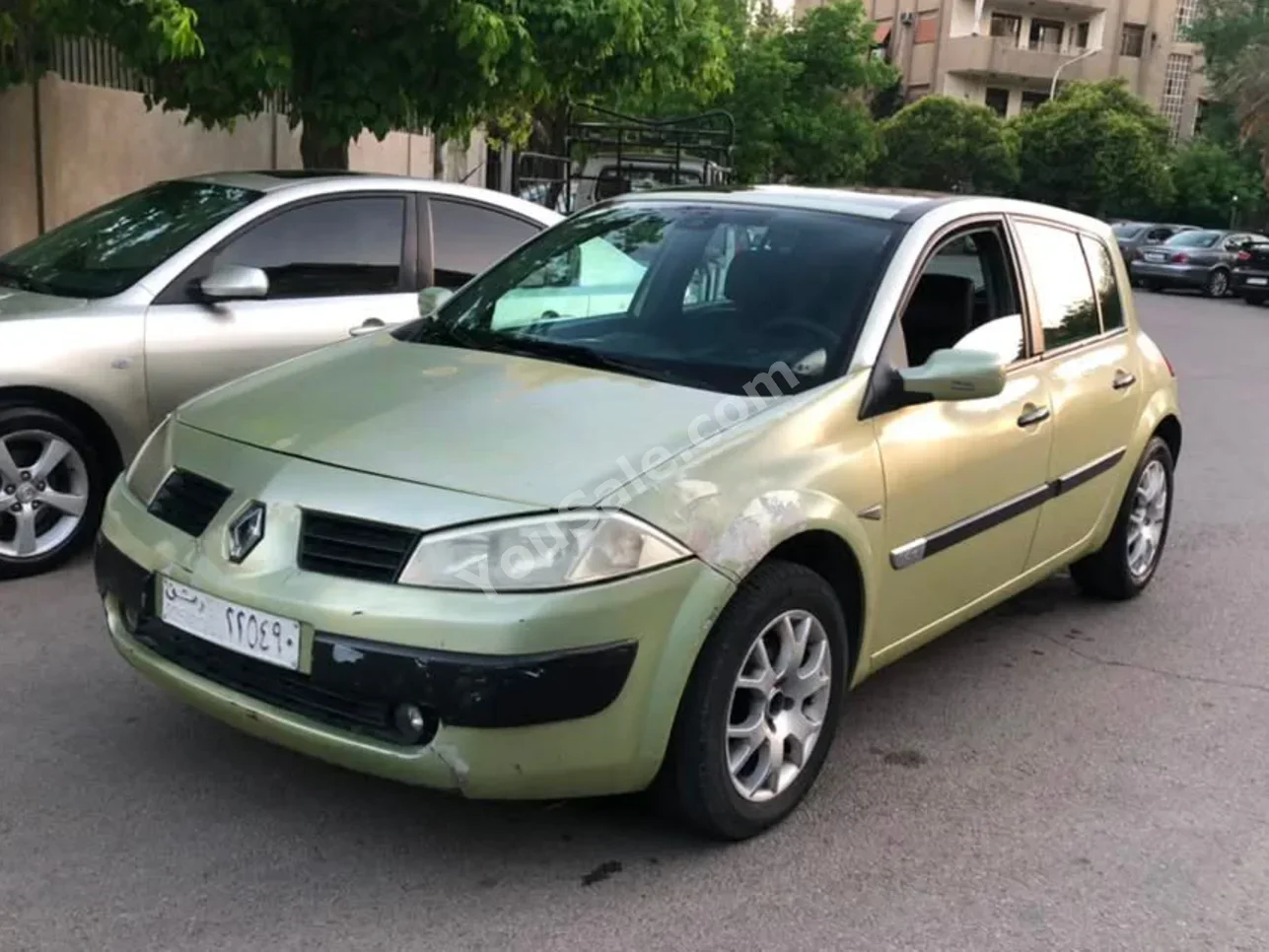 رينو  ميغان  2004  اتوماتيك  165,000 كم  4 سلندر  دفع أمامي  هاتشباك  أخضر  بنزين