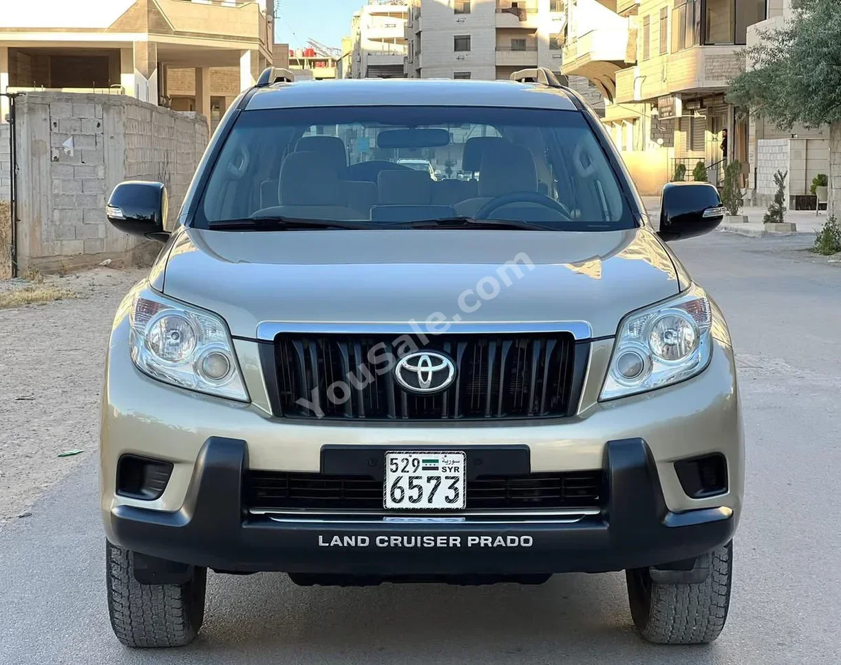 Toyota Prado TXL 2011 Automatic 241,000 km 6 Cylinder AWD SUV Gold Gasoline