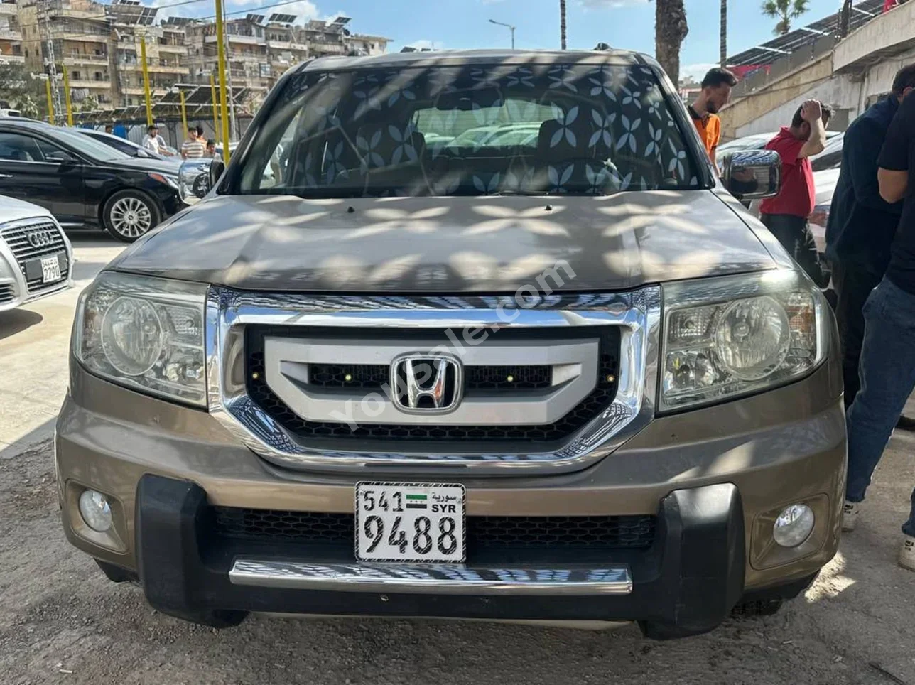 Honda Pilot 2011 Automatic 385,000 km 6 Cylinder 4WD SUV Gold Gasoline