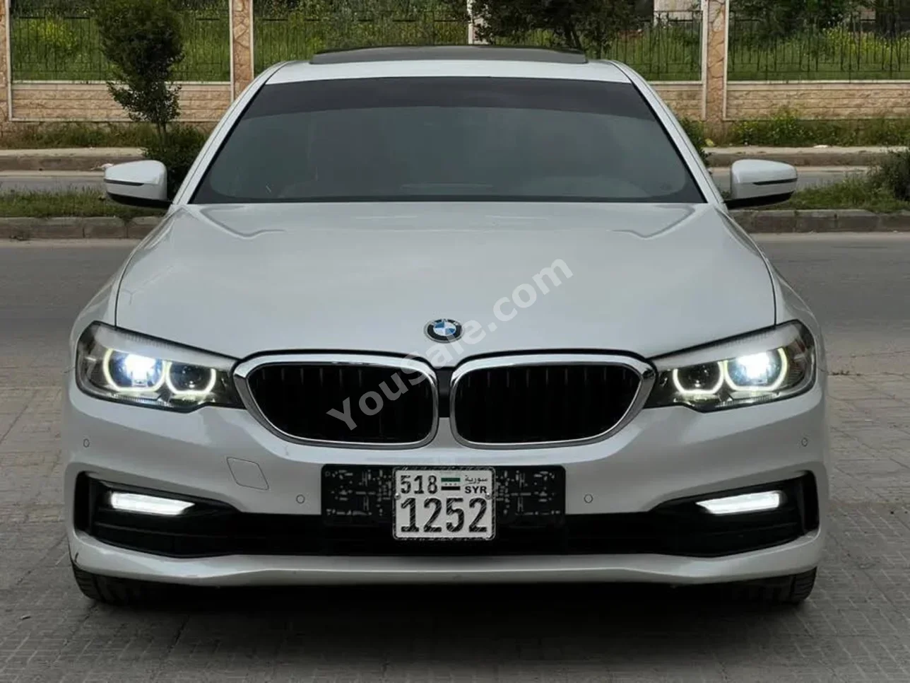 BMW 5-Series 530 2017 Automatic 114,000 km 6 Cylinder RWD Sedan White Gasoline
