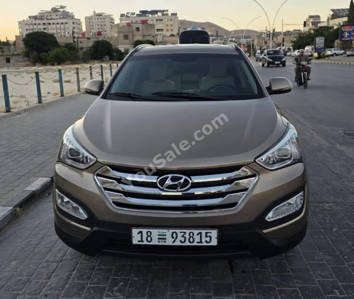 Hyundai Santa Fe 2015 Automatic 110,000 km 6 Cylinder FWD Sedan Brown Gasoline