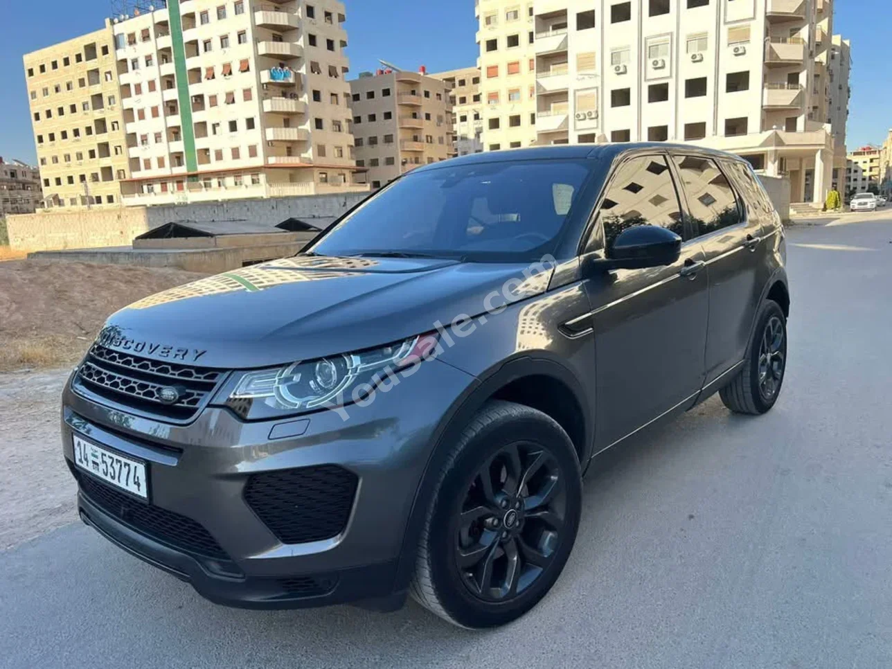لاند روفر ديسكفري سبورت 2019 اتوماتيك 48,000 كم 4 سلندر دفع كلي مستمر اس يو في رمادي بنزين