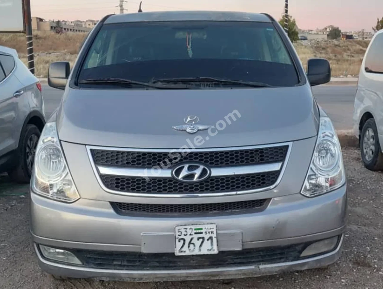 Hyundai  Van H1  2014  Automatic  205,000 km  4 Cylinder  RWD  Van / Bus  Silver  Diesel