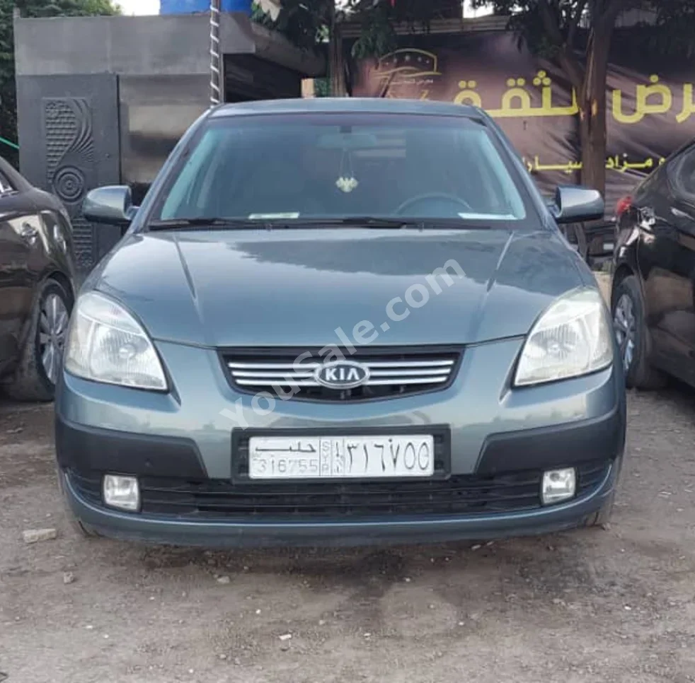 Kia Rio 2008 Automatic 275,000 km 4 Cylinder FWD Sedan Gray Metallic Gasoline