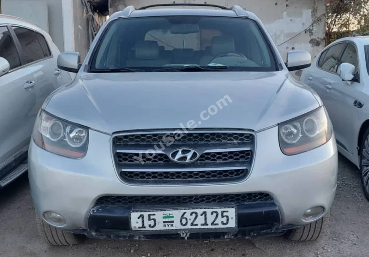 Hyundai Santa Fe 2007 Automatic 287,000 km 4 Cylinder FWD SUV Silver Diesel