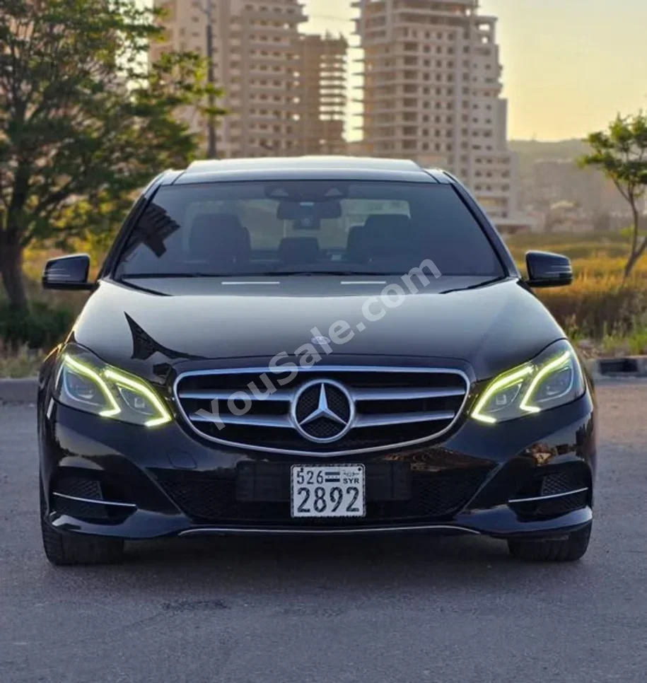 مرسيدس - بنز اي - كلاس 300 2014 اتوماتيك 200,000 كم 6 سلندر دفع خلفي سيدان أسود بنزين