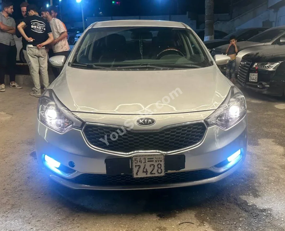 Kia K3 2014 Automatic 130,000 km 4 Cylinder FWD Sedan Silver Gasoline