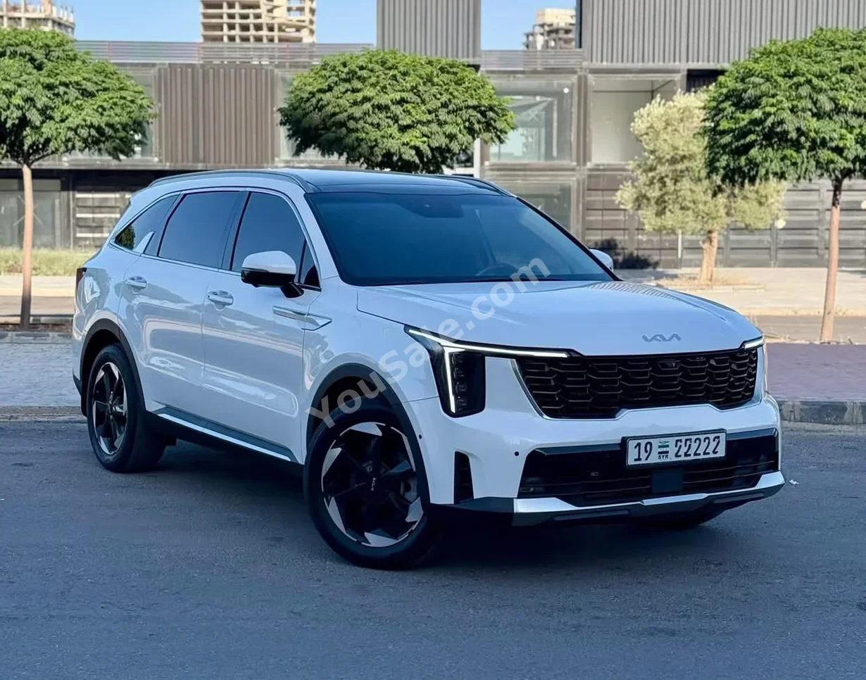 Kia Sorento 2024 Automatic 38,000 km 4 Cylinder AWD SUV White Gasoline