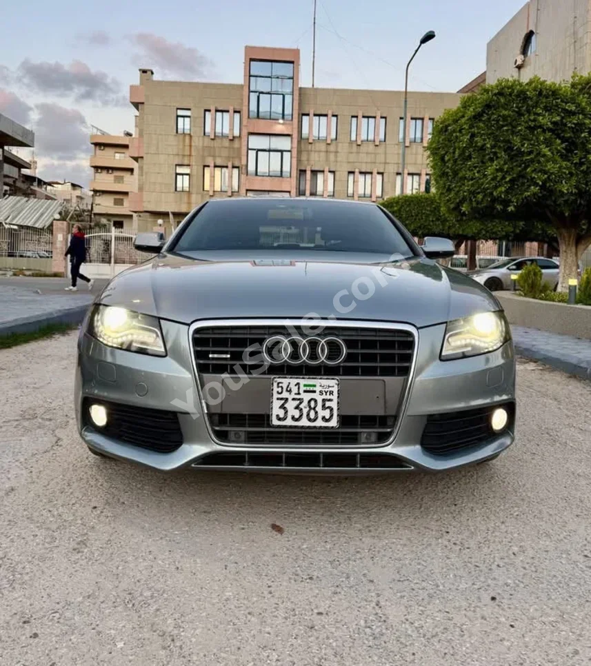 Audi A4 2012 Automatic 200,000 km 4 Cylinder AWD Sedan Silver Gasoline