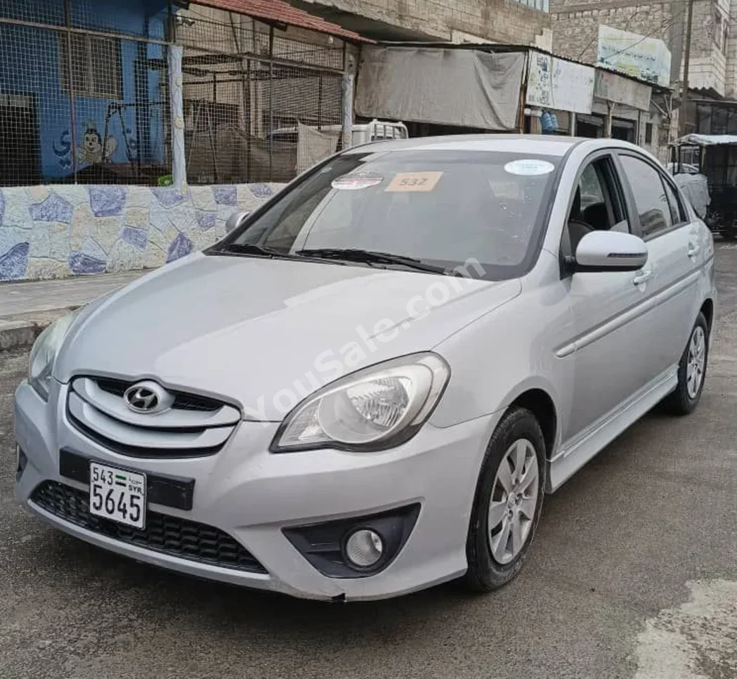 Hyundai Verna 2010 Automatic 191,000 km 4 Cylinder FWD Sedan Silver Gasoline