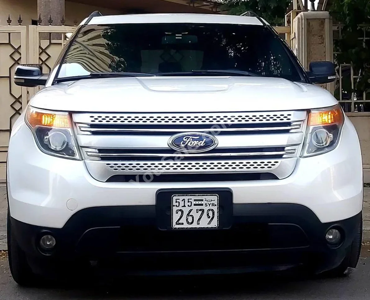Ford Explorer 2011 Automatic 167,000 km 6 Cylinder AWD SUV White Gasoline