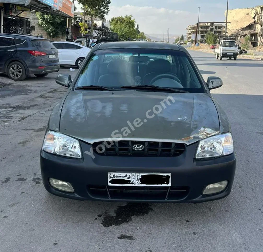 Hyundai Accent 2000 Automatic 310,000 km 4 Cylinder FWD Sedan Gray Gasoline
