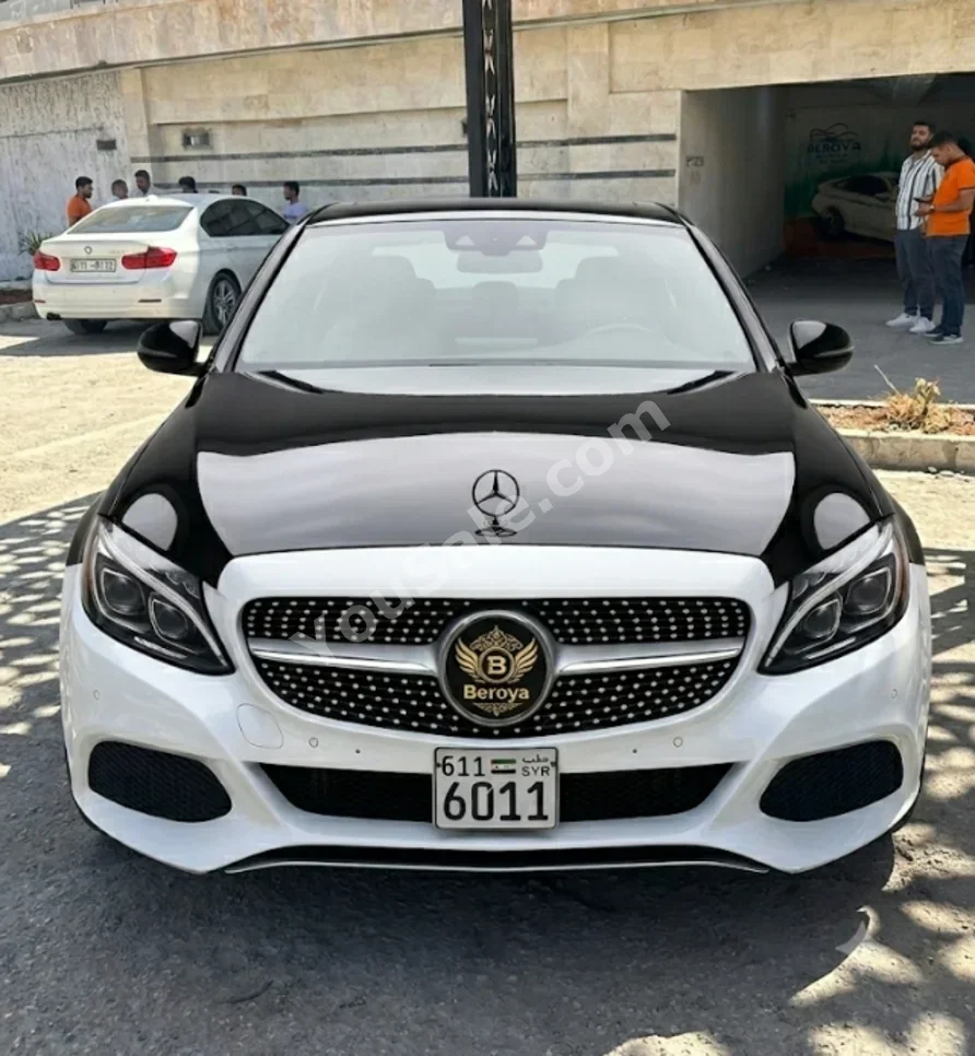 Mercedes-Benz  C-Class  300  2018  Automatic  166,000 km  4 Cylinder  4WD  Sedan  Black  Gasoline
