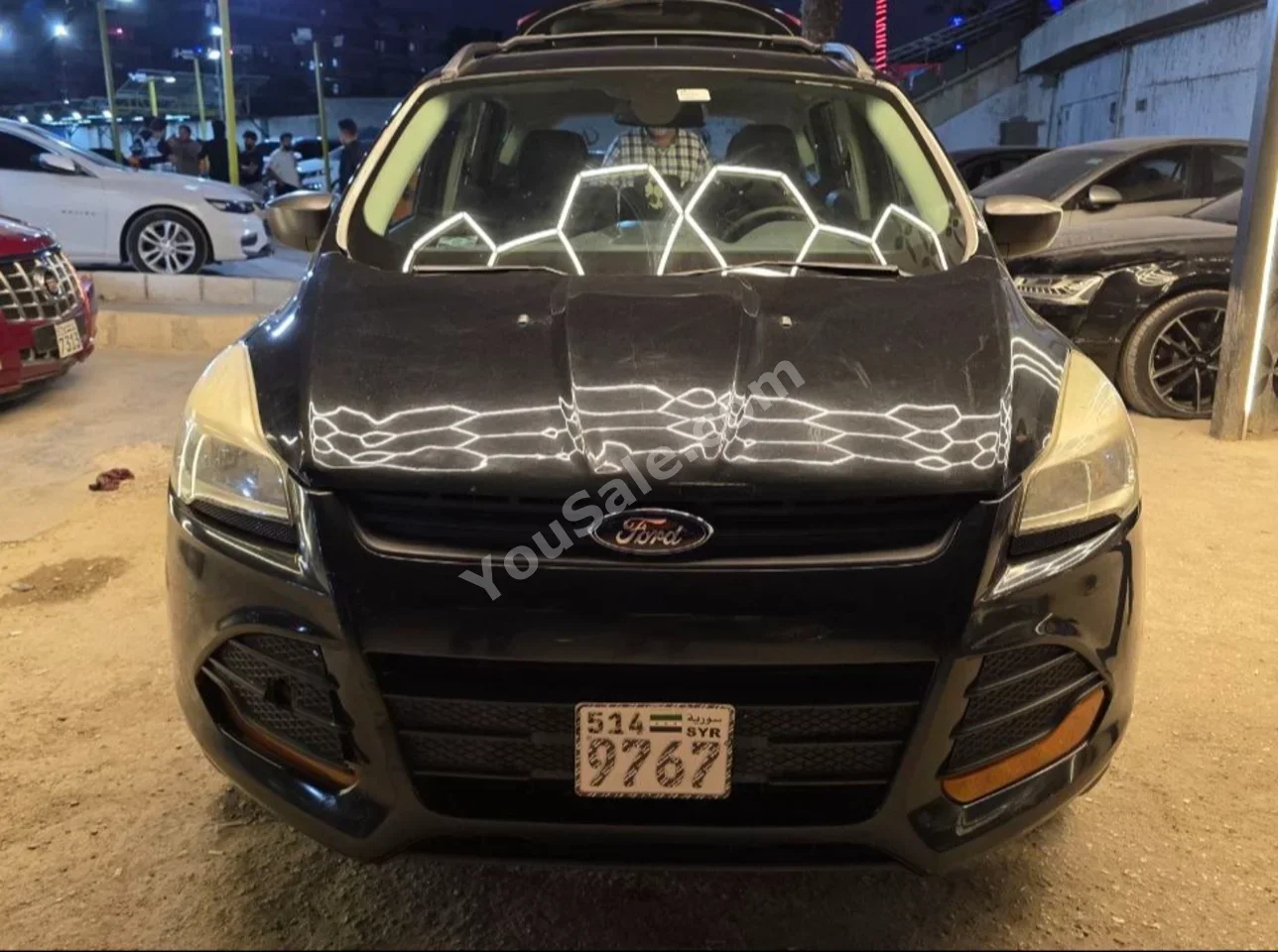 Ford Escape 2014 Automatic 200,000 km 4 Cylinder FWD SUV Black Gasoline