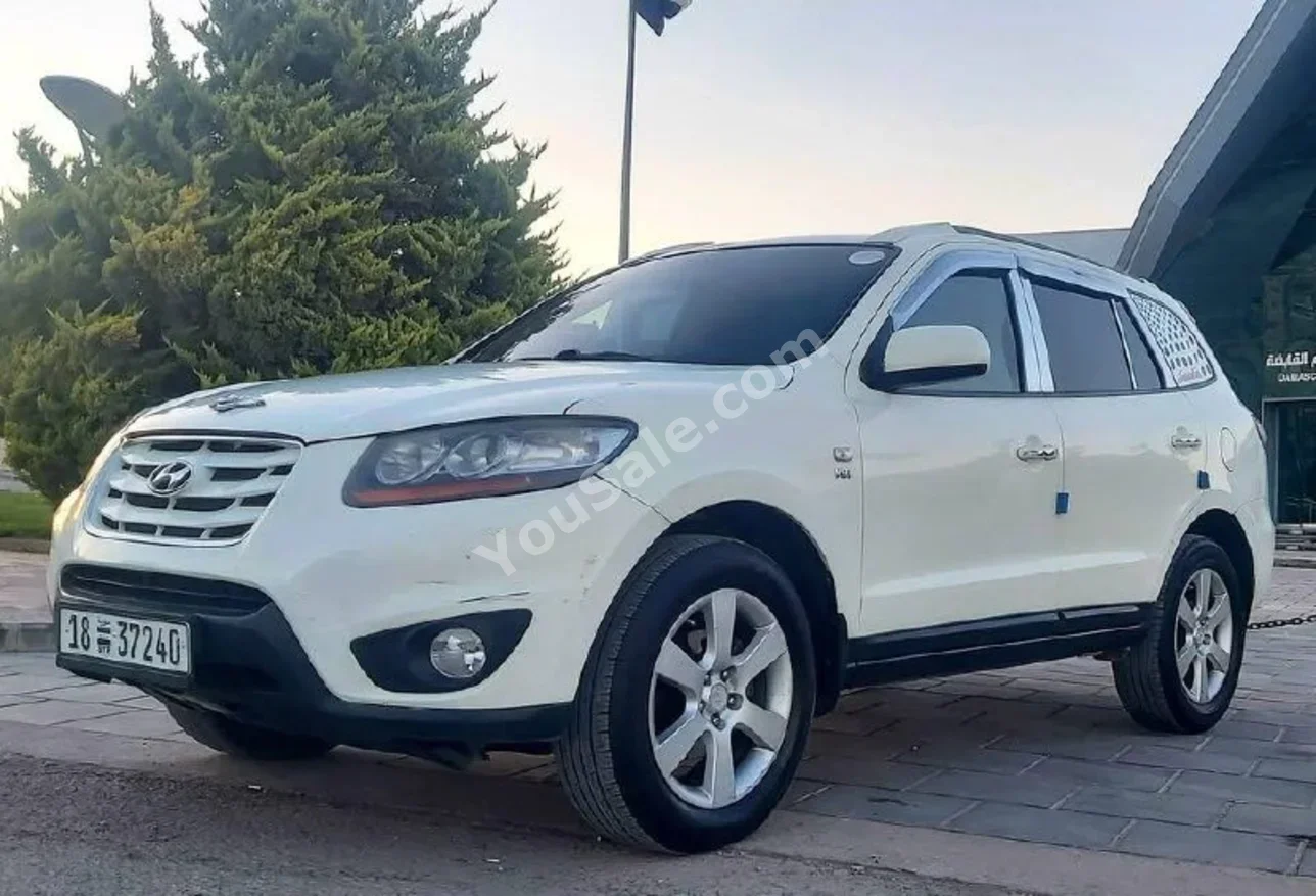 هيونداي سانتا في 2007 اتوماتيك 166,000 كم 4 سلندر دفع كلي مستمر اس يو في أبيض ديزل