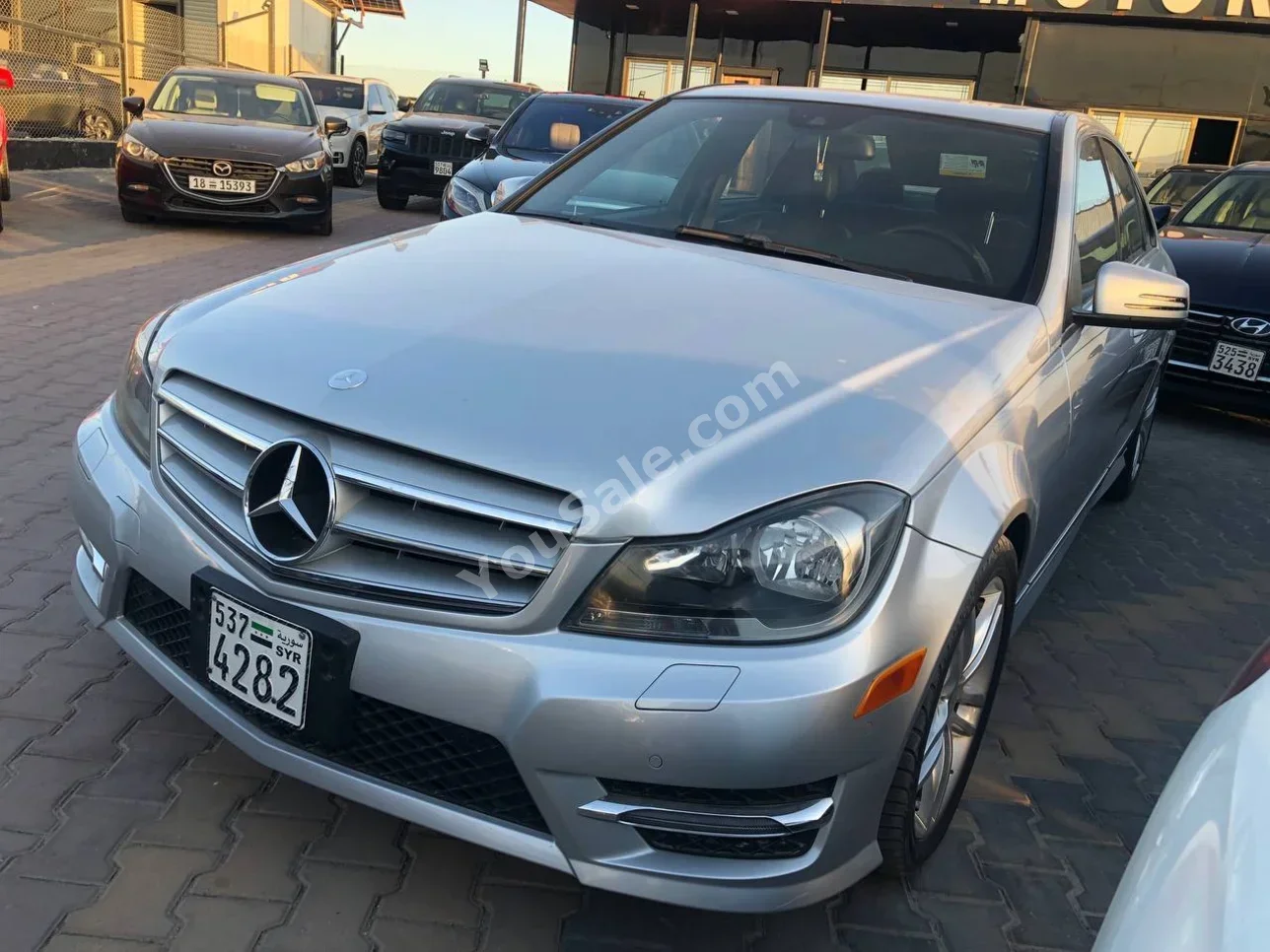 Mercedes-Benz C-Class 300 2011 Automatic 145,000 km 4 Cylinder RWD Sedan Silver Gasoline