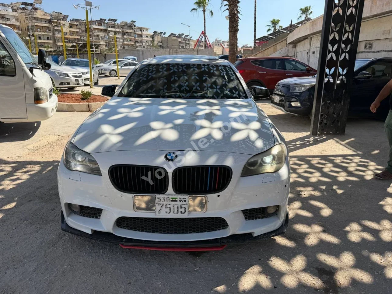 BMW 5-Series 525 2013 Automatic 333,000 km 4 Cylinder RWD Sedan White Diesel