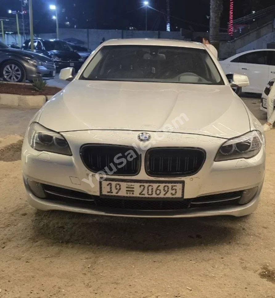 BMW  5-Series  520i  2012  Automatic  210,000 km  4 Cylinder  RWD  Sedan  Silver  Diesel