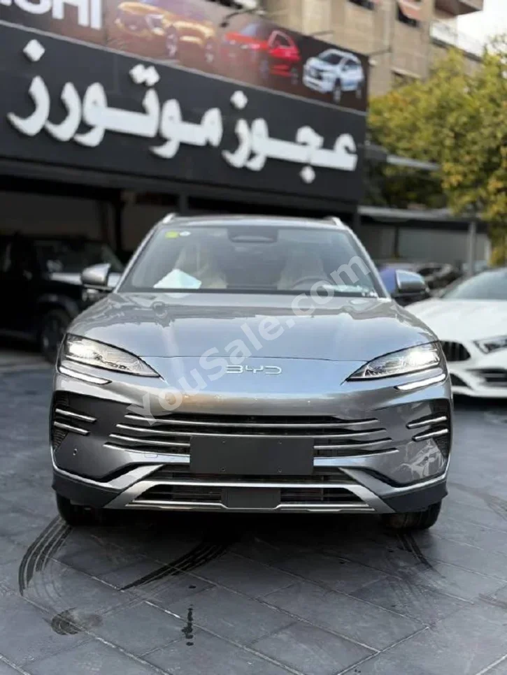 بي واي دي  سونج بلس  2025  اتوماتيك  0 كم  4 سلندر  دفع أمامي  اس يو في  رمادي  هايبرد