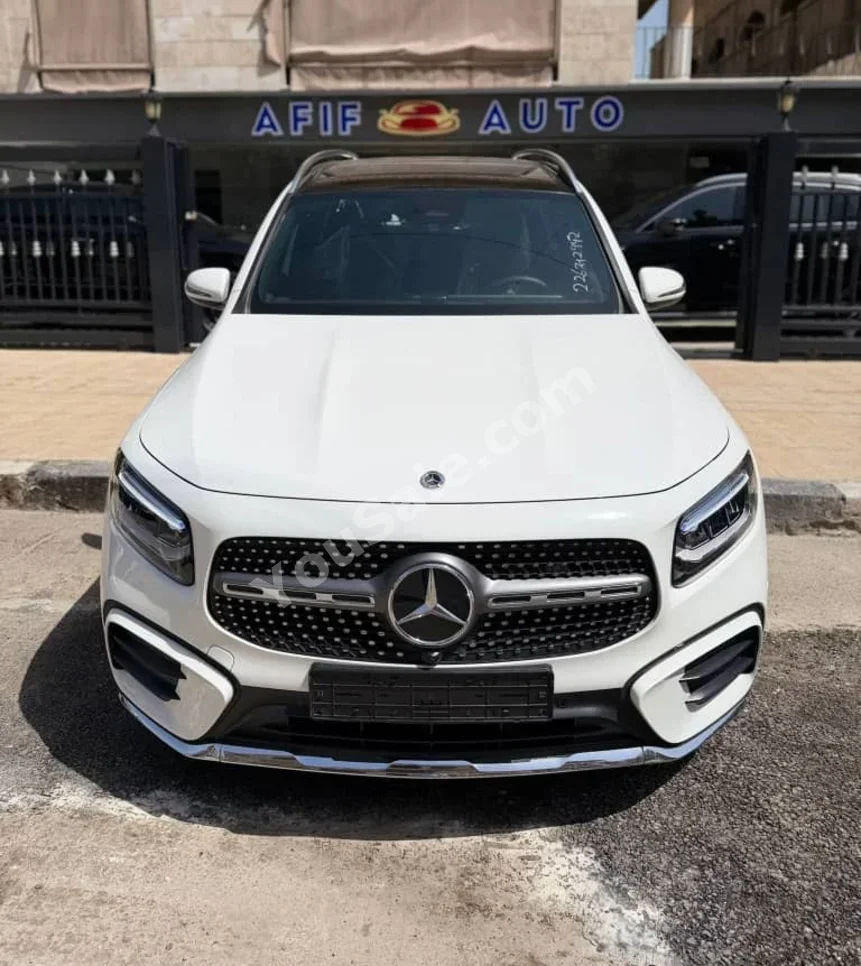 مرسيدس - بنز  جي ال بي  250  2025  اتوماتيك  0 كم  4 سلندر  دفع رباعي  اس يو في  أبيض  بنزين