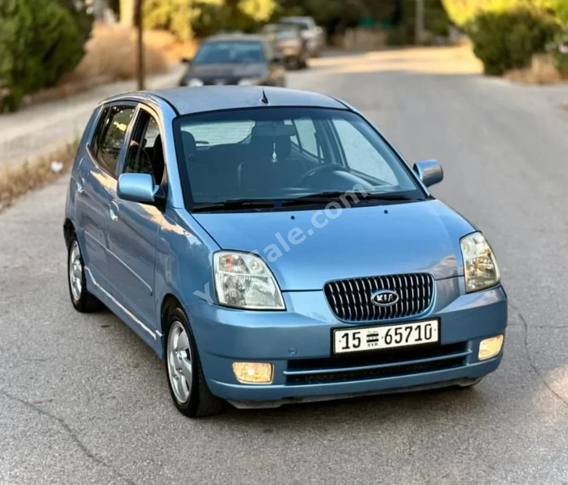 كيا  بكانتو  2006  عادي  112,000 كم  4 سلندر  دفع أمامي  هاتشباك  سمائي  بنزين