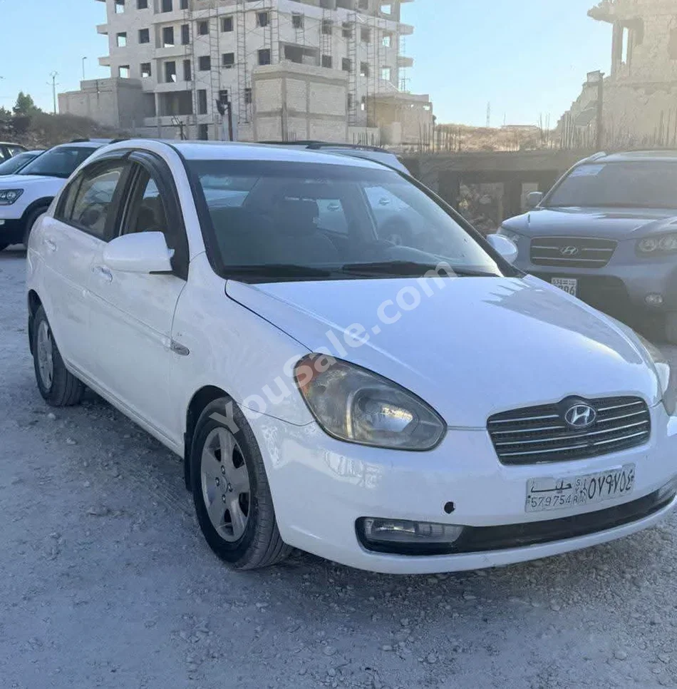 Hyundai  Verna  2007  Automatic  221,000 km  4 Cylinder  FWD  Sedan  White  Gasoline