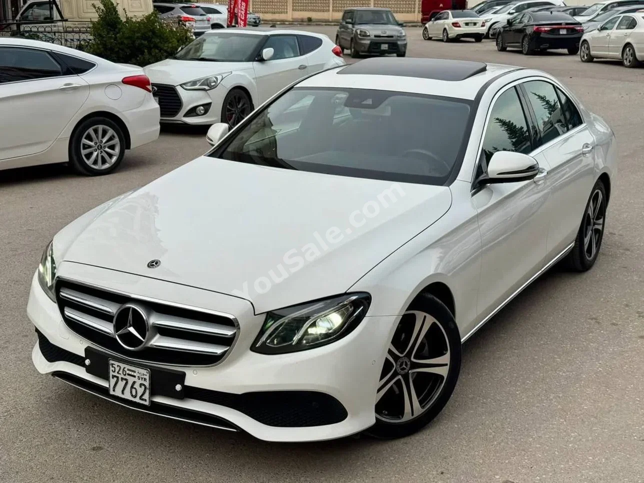Mercedes-Benz E-Class 300 2018 Automatic 141,000 km 4 Cylinder RWD Sedan White Gasoline