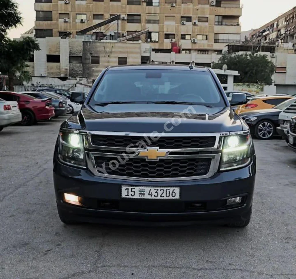 Chevrolet Tahoe 2015 Automatic 180,000 km 8 Cylinder RWD SUV Black Gasoline