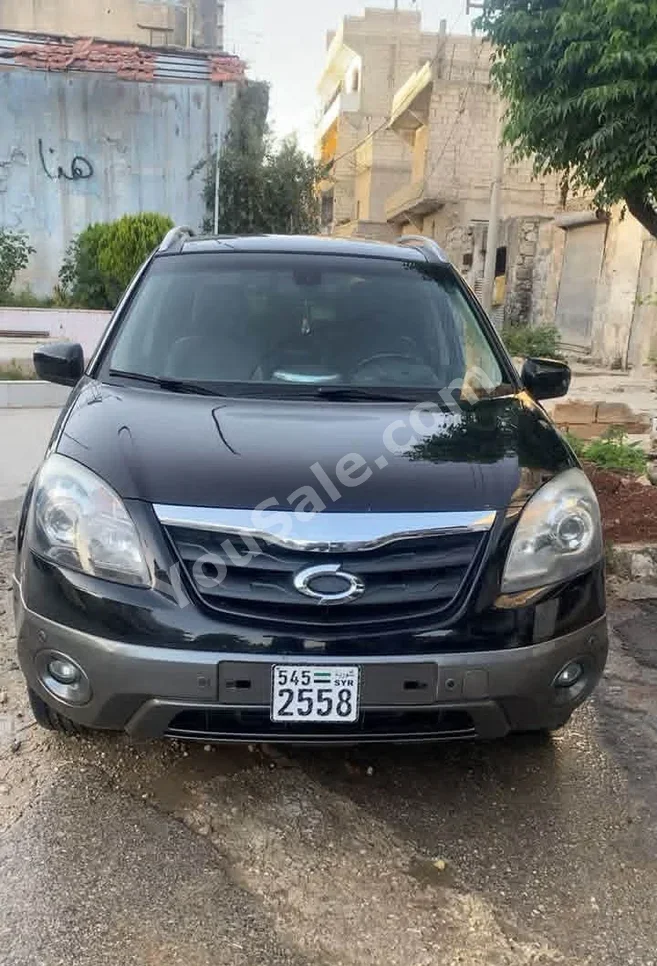 رينو سامسونغ كيو ام 5 2009 اتوماتيك 240,000 كم 4 سلندر دفع أمامي اس يو في أسود بنزين