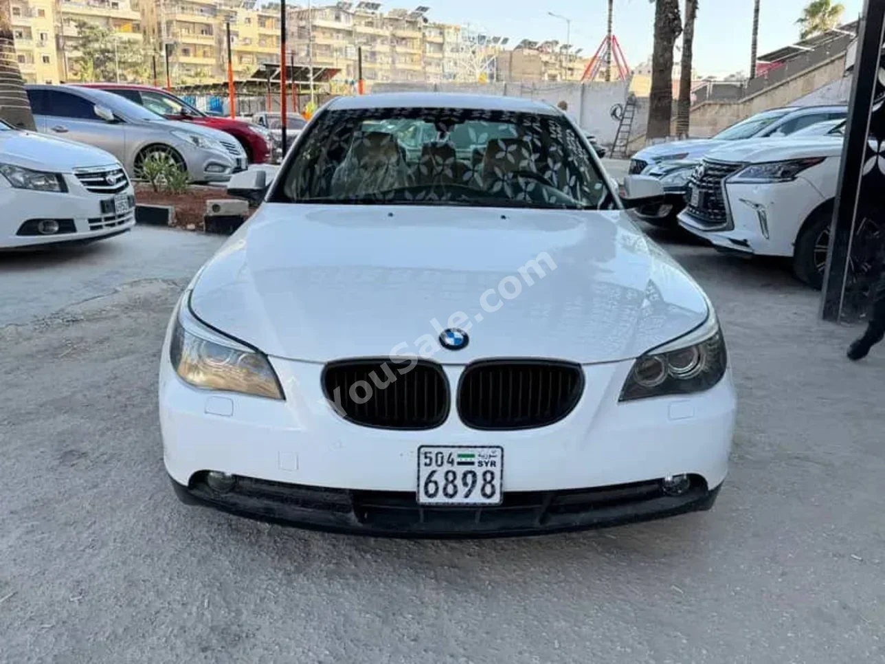 BMW 5-Series 528i 2009 Automatic 190,000 km 6 Cylinder RWD Sedan White Gasoline